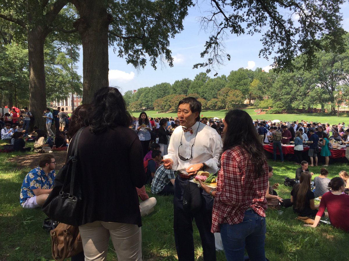 possibleperez's tweet photo. Great to have @presidentloh at #GSNSO2017 meeting new
#GradTerps
#Spartners
#Spartner #OGDI - thank you! https://t.co/VpCc76uZYF