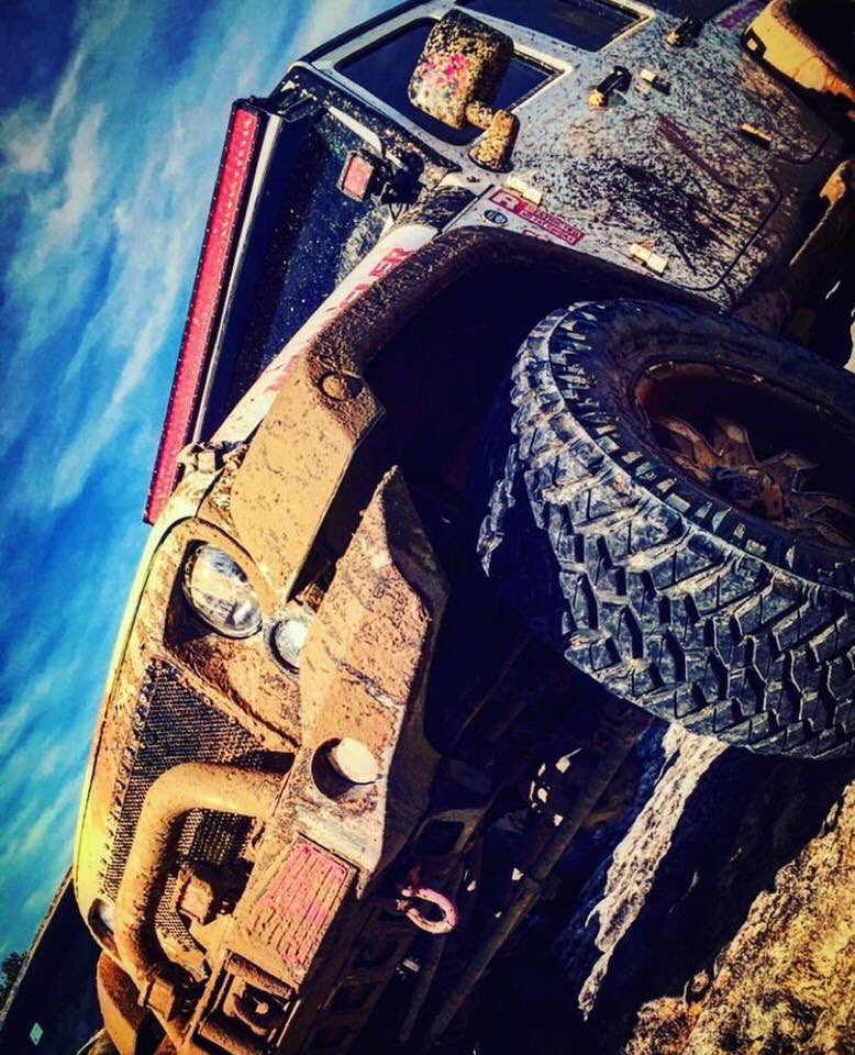 BigSnatchOffRd's tweet photo. Muddy Monday complete ๐๐ป #BigSnatchOffroad #MuddyMonday #WorkWeekGrind #BSOR #Jeep https://t.co/Jpwvg6NWa5