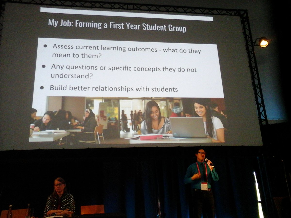 AmandinemJac's tweet photo. @raypun101 (BU Fresno USA) constitue des focus group avec les 1e années et utilise photovoice + ethno-mapping #WLIC2017 #session122 https://t.co/Re5ImPqH1H