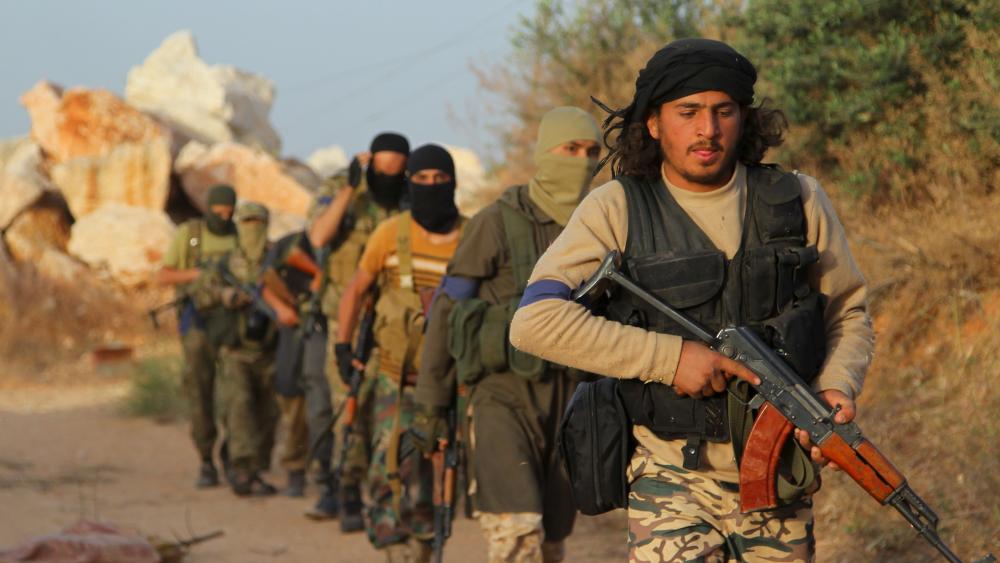 #Video | Periodista <a href="/halimnaim/">Halim Naim</a> explica las diferencias entre #ISIS y #AlQaeda ow.ly/fStz30ezcMb