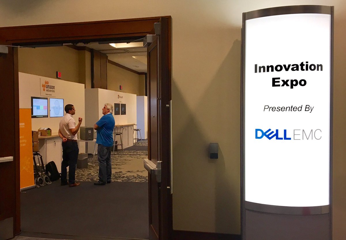 anna_christina's tweet photo. Excited to share how @DellEMC and @DellOEM are innovating in oil &amp; gas at @Halliburton #Life2017! #iot #MachineLearning #FutureMaking https://t.co/0uJlsuWbPO