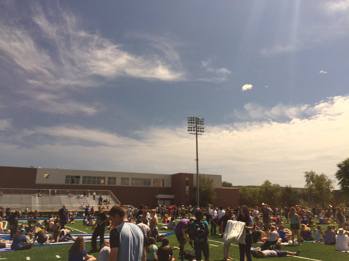 RadioBic's tweet photo. Thank you @UNKearney for letting us be a part of your history books! #UNKeclipse #SolarEclipse2017 @thinkmidway @Pinnbank Pacific Aurora https://t.co/df30p9DIlt