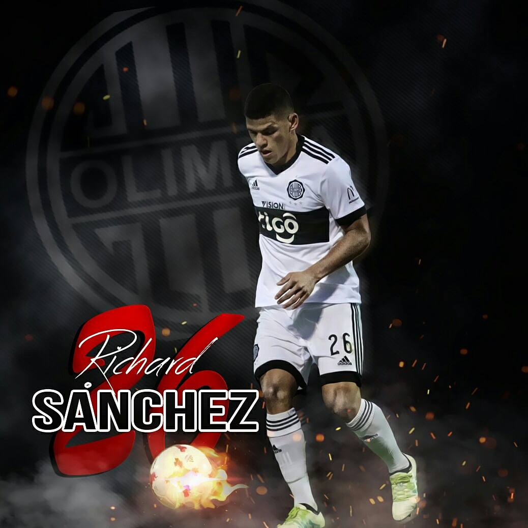 Itoman_88's tweet photo. #PhotoEdit | @Richard__26 | #ElMotorcito | #Kchorro | #VamosOlimpia ⚪⚫⚪ https://t.co/4o9xCzBlHV