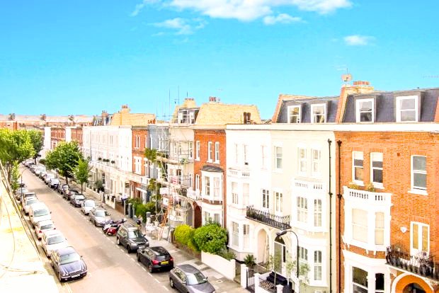 ButterflyCleans's tweet photo. Early morning #tenancyclean in #fulham #sw6 for #justmanagement. A beautiful two bedroom flat spread over 3 floors. A perfect finish. ☺ https://t.co/Nrgaral2VM