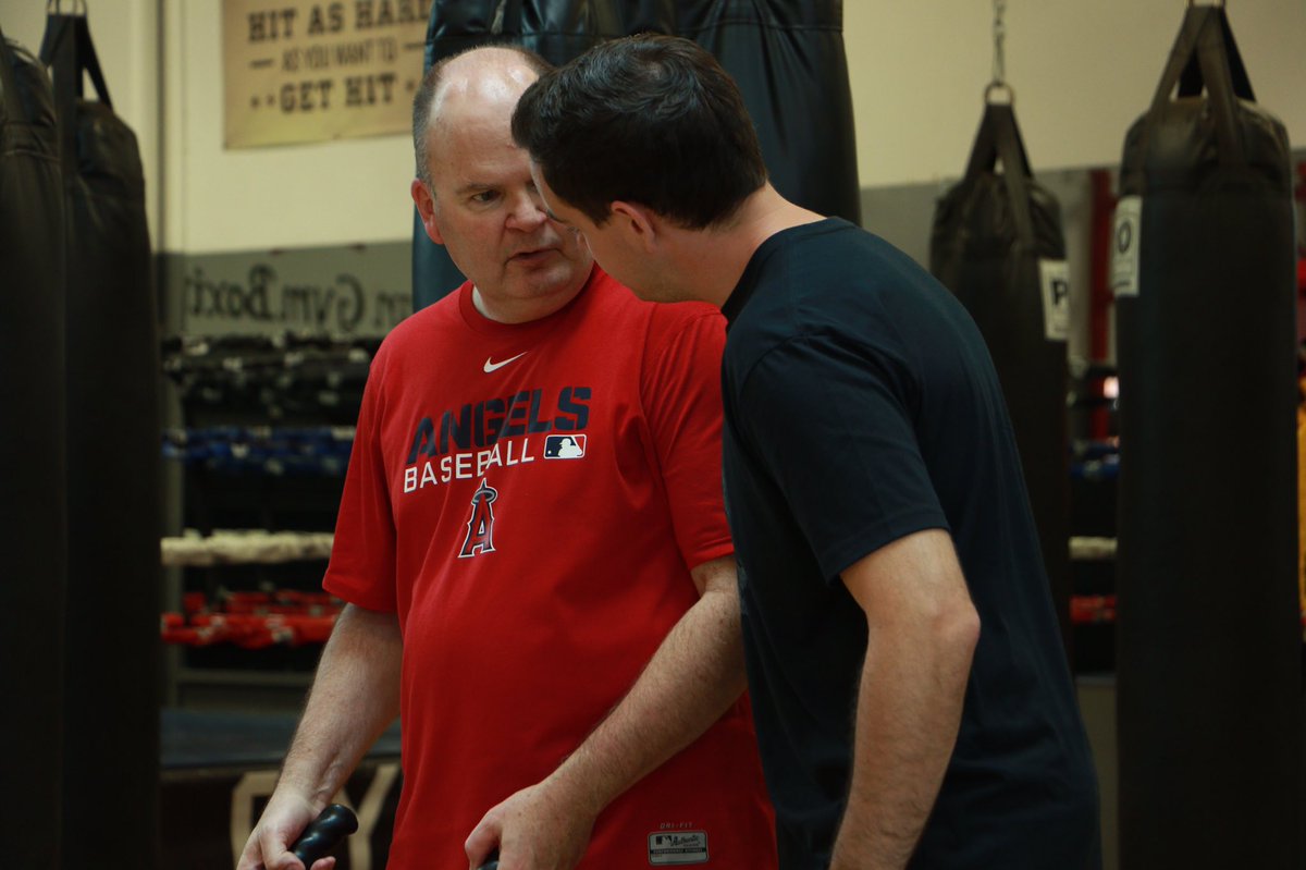 BetterLifeBoxin's tweet image. Sometimes all you need is someone to encourage you to the next level during your workout #silverglovefitness #seniorfit #seniorfitness