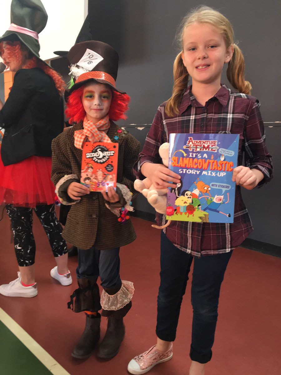 YearThreeSOTS's tweet photo. Year 3 Book Week winners! https://t.co/jv1eo9b03X