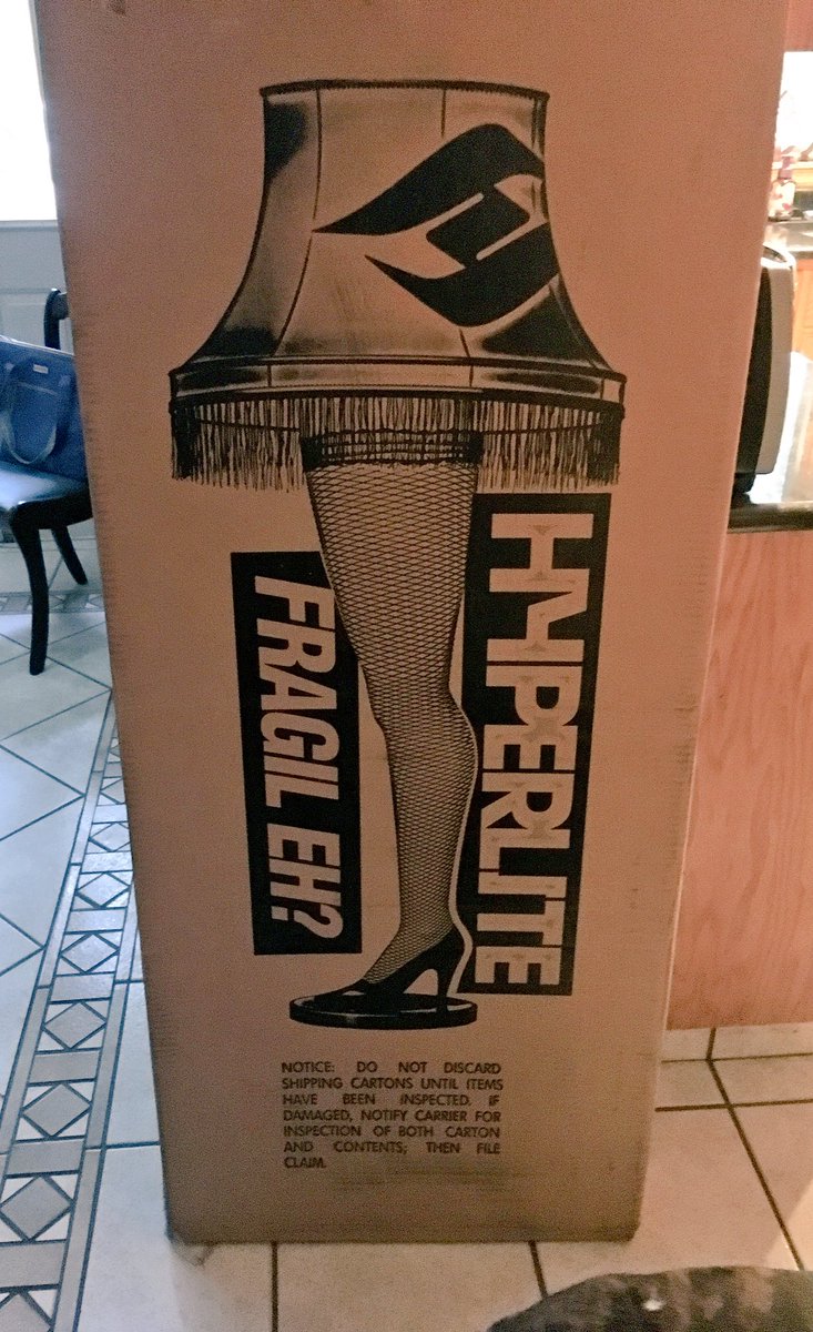 Sarahhh_Brooks's tweet photo. Our wake surf board was delivered in this box and sat outside our front door for hours #HeyNeighbors https://t.co/7euFbvskWB