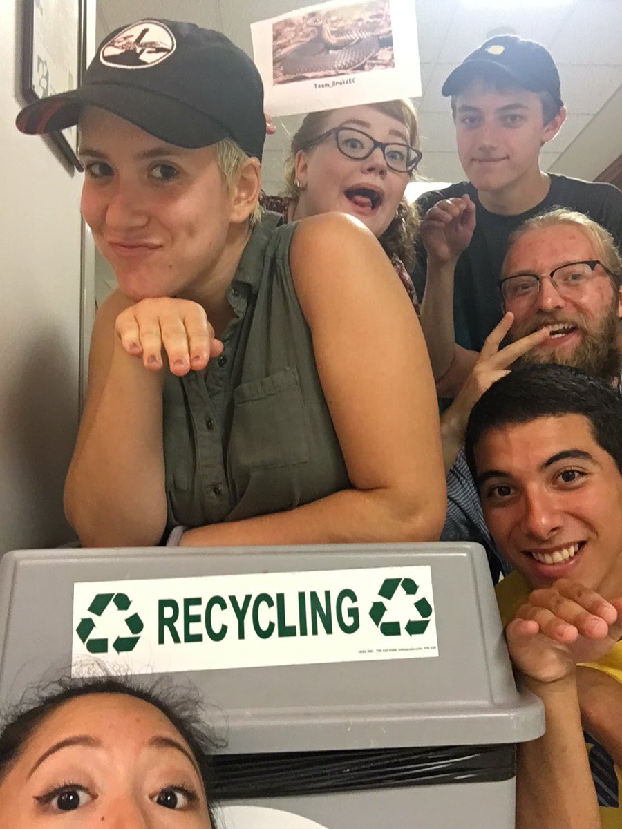 Team_SnakeEC's tweet image. @ec_ranger Snakes ressssycle #GoGreen #EcSnakeOver