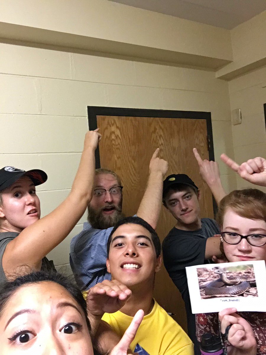 Team_SnakeEC's tweet image. @ec_ranger DAMN, Sssstephanie ssssorry about the flood #EcSnakeOver