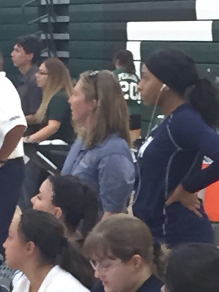 az_richs's tweet photo. Coach Horning getting CH volleyball ready for 2017 season with scrimmage at Perris HS. https://t.co/kg12Bn2bYc