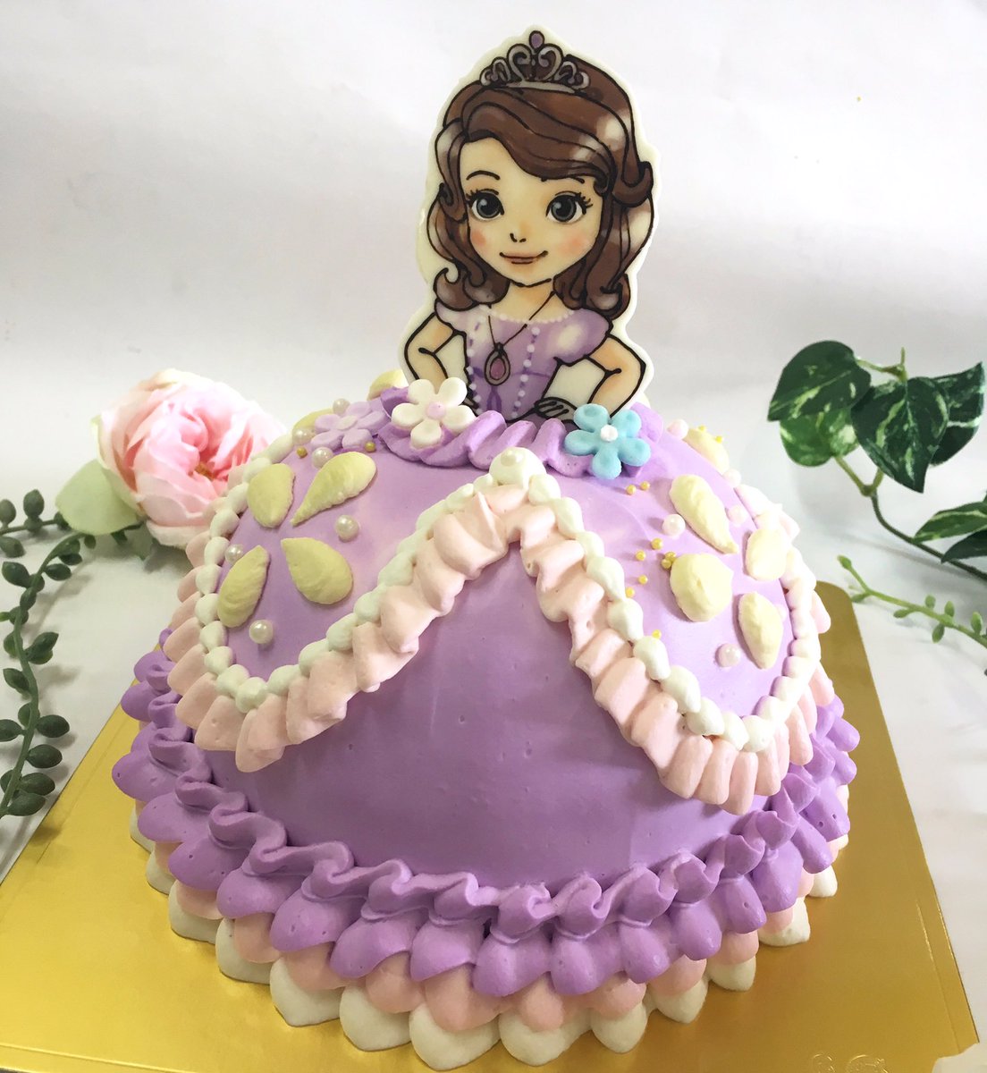 サン ヴェルジェ Pa Twitter ドールケーキ ラプンツェルとプリンセスソフィアのご予約が多いので紫のドレスばかり作っています 毎回デザインは思いつきですよー ありがとうございます サンヴェルジェ ドレスケーキ ドールケーキ キャラクター