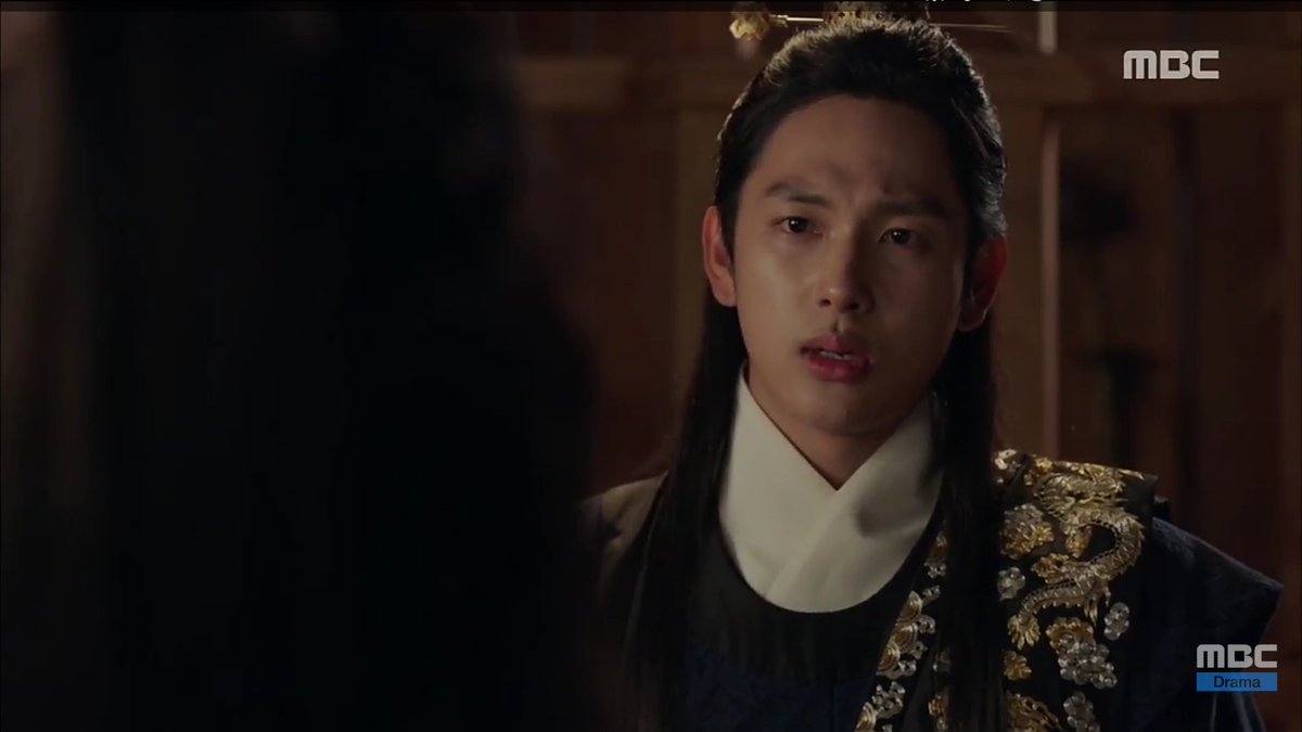 rosecabigas23's tweet photo. These scene broke my heart last night...
I want to hug you tight Crown Prince...
#TheKingLoves 
#TheKingInLove https://t.co/gpJcGUungH