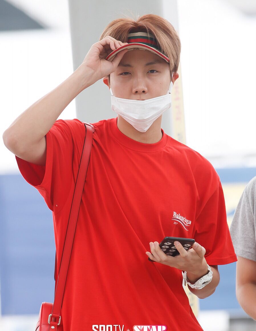 bnsjiminshi's tweet photo. So it's not just a fashion statement.
#kingsoftennis https://t.co/1P1L0w0TzY