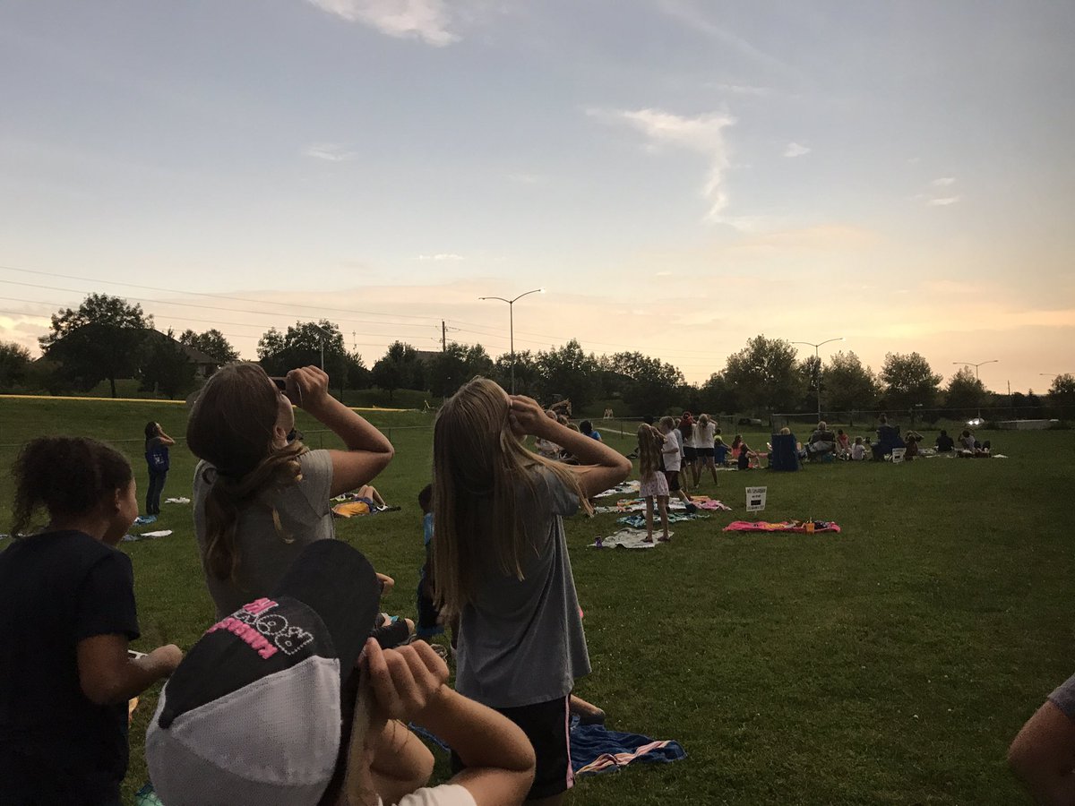 herrig_michelle's tweet photo. 2017 is looking up for Mrs. Herrig's 5th graders! @ShoalCreekStars #LPSeclipse #Lpsleads #starssc #5thgraderocks https://t.co/Sb79Tg6tkL