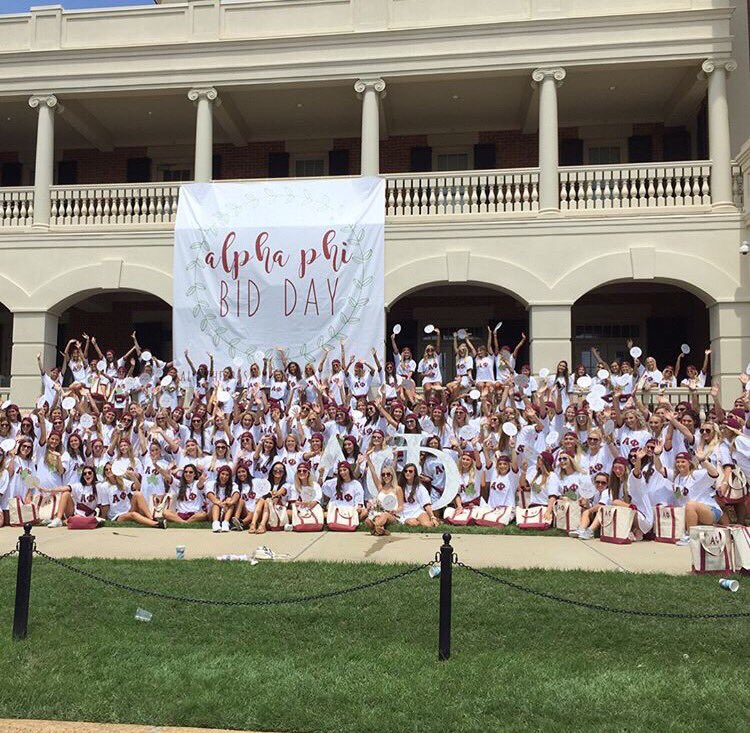 mrshenker's tweet photo. My beautiful daughter is an Alpha Phi @tarashenker RollTide 🐘 https://t.co/1j1Tfkk1J2