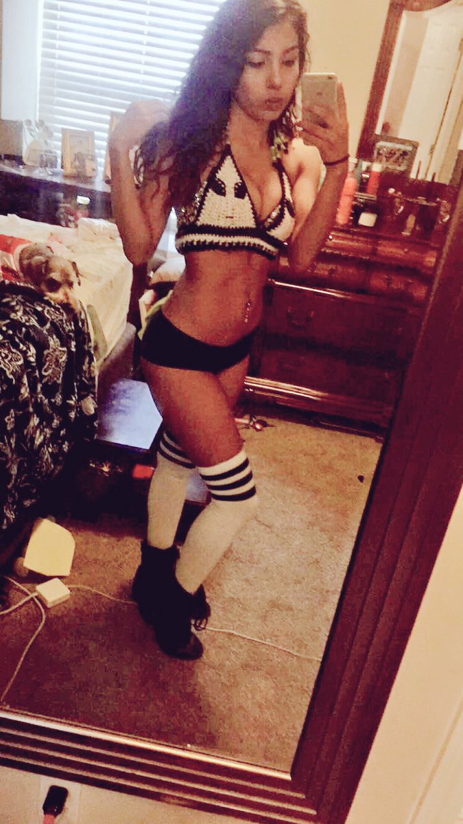 xoxojociexoxo's tweet photo. I know I'm super duper late but #RaveGirlsBreakTheInternet ?? #irave https://t.co/R44BcIyGws
