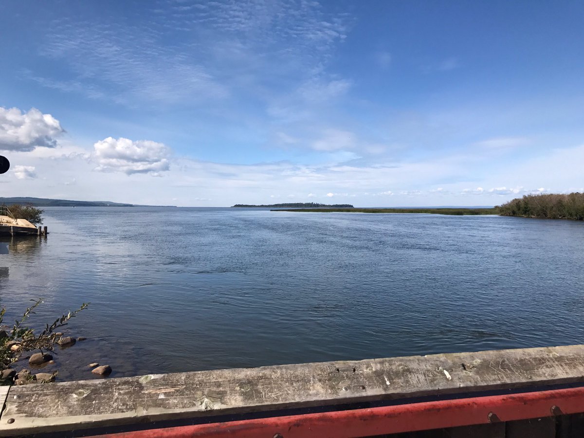 LesserSlaveLake's tweet photo. Great day to do some fishing! https://t.co/ro4JbPaxhU