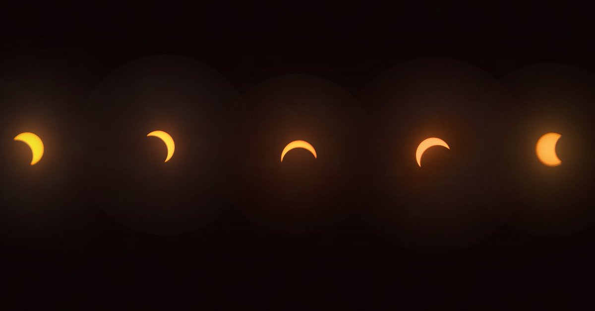 VeryCrunchyTaco's tweet photo. Merry Eclipsemas! https://t.co/If8fi92YQT