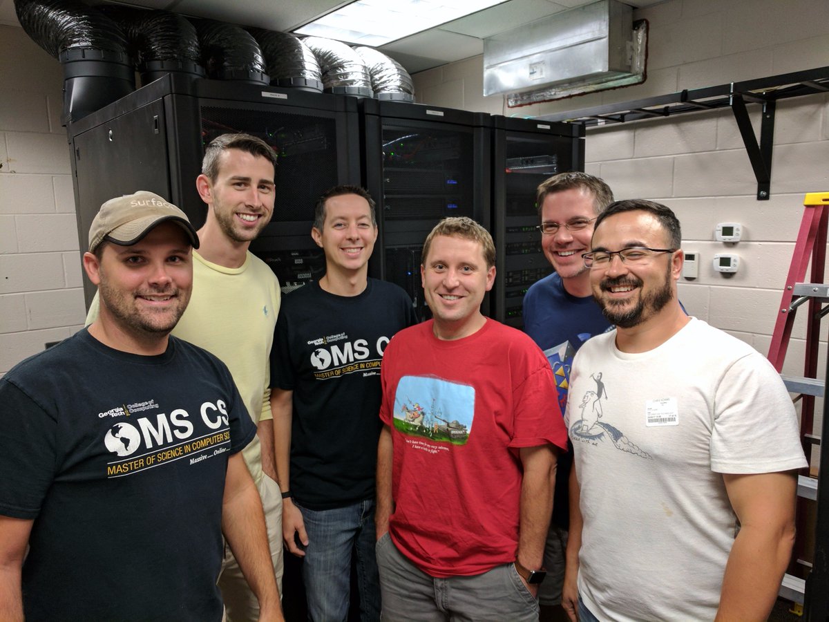 lhundt_ung's tweet photo. #GTComputingAdventures https://t.co/TqDvnAsY5Y