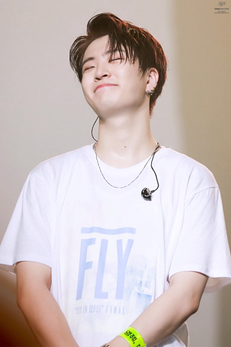hqpgot7's tweet photo. Youngjae needs to be protected at all costs. He suCH a sUNSHINE I CANT ❤️ #IGOT7 #GOT7 https://t.co/3vTIqXJ82z