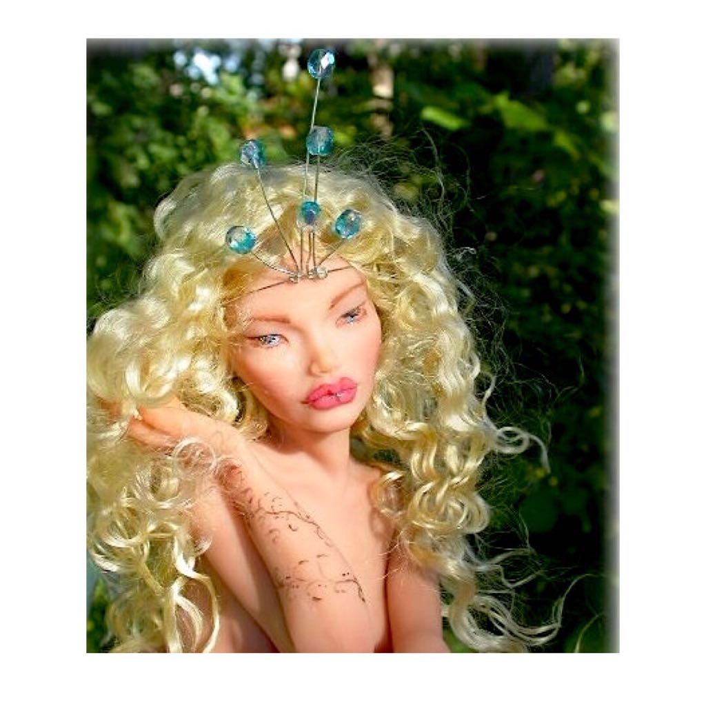 Ellenfaeforest's tweet photo. Nefarious Shee Collection - harmless evil #fairies who live on #Aronelle #Island #polymerclay #angeladrake #ellenfaeforest #ooak #fairy https://t.co/6RdX3DiJKK