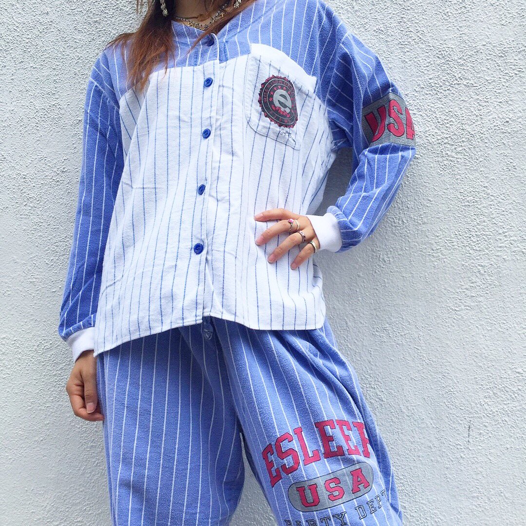 pinnapharajuku's tweet photo. pinnapオープン💋✨
本日も沢山のお越しお待ちしております💁🌴
🌈ESLEEP🌈 set up!!
#pinnap #esleep
_
通販ご希望の方は下記までお問い合わせ下さい。
_
pinnapharajuku@yahoo.co.jp https://t.co/l58QgQshMm