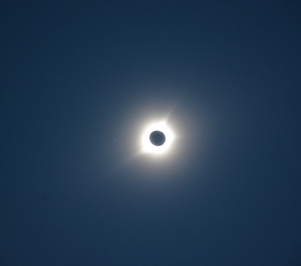 Scott502's tweet photo. Oh Kentucky! #eclipse2017 #KYEclipse https://t.co/OldE2xLYBC