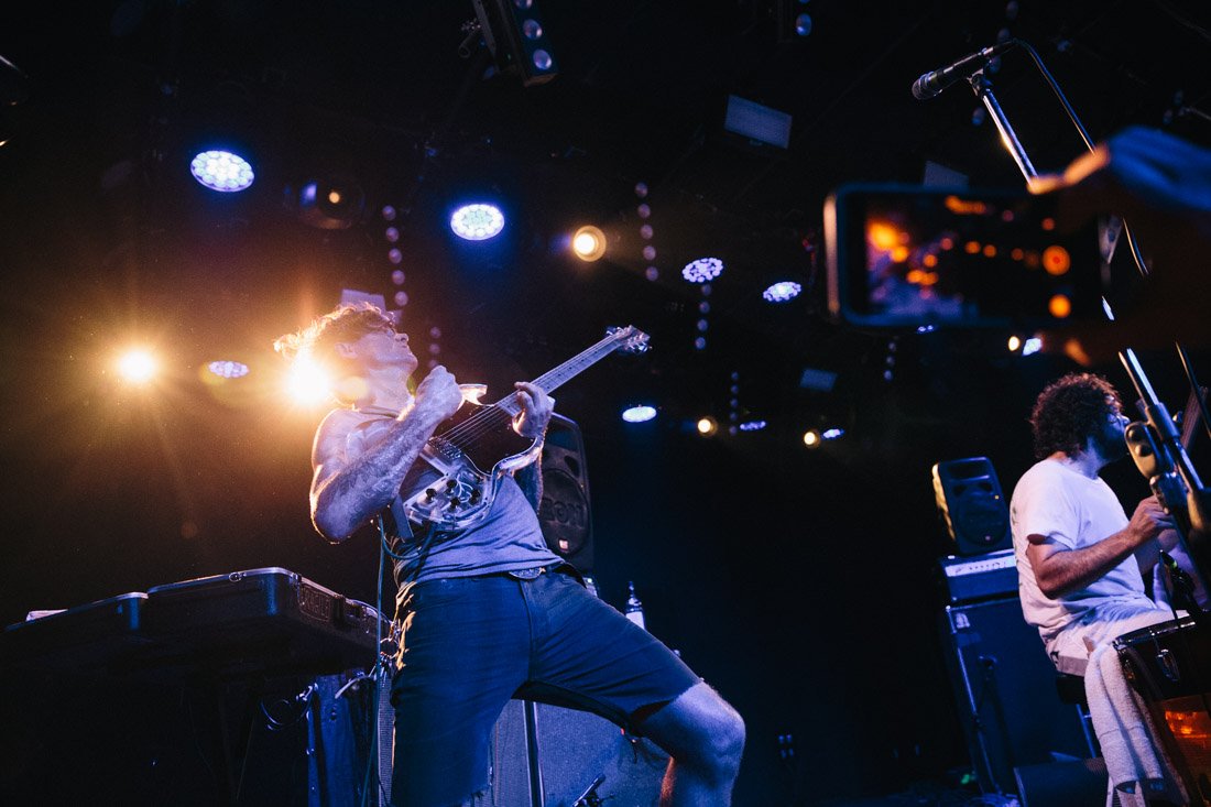 larecord's tweet photo. LIVE REVIEW: @TheeOhSees @randysezz (#ZigZags) #LarsFinberg at @TeragramLA by @MaximilianHo @MadisonDesler https://t.co/1kp6iEs0IC https://t.co/vl801D3kX4