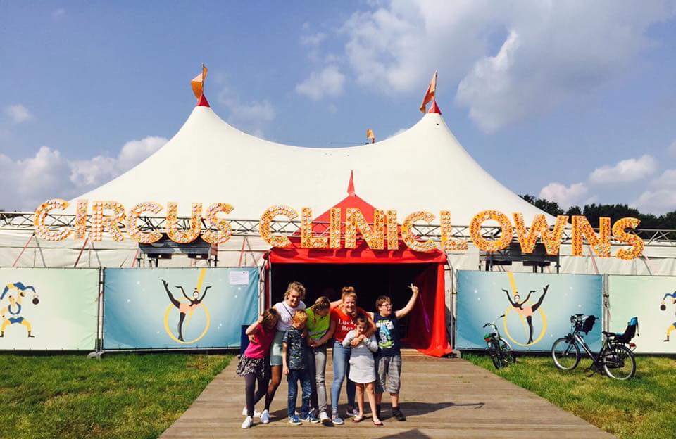 Tijd voor circus cliniclowns! Genieten <a href="/BuroLima/">Buro Lima</a> @Drunenramona <a href="/BergAart/">Aart Van Den Berg</a>