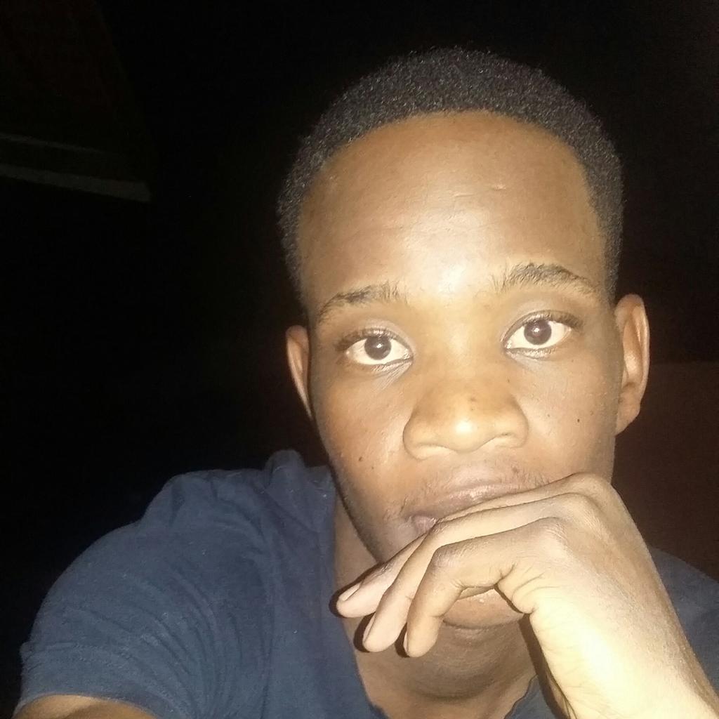 Dj_Bengwas's tweet photo. #NewProfilePic https://t.co/NXKRXXekHb
