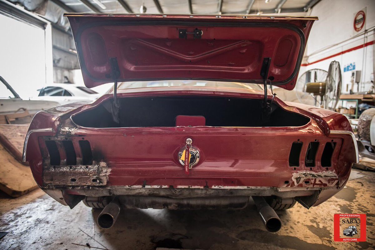 SARA_AUTO_CARE's tweet photo. A little beaten up
#mustang #mustangpower #ford #fordmustang #v8 #v8rumble #v8power #v8life #v8love #v8sound #saraautocare #dubai #mydubai https://t.co/FpKKKLlomE