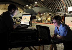 RAF_Eng_Rec's tweet photo. Did you know @RAF_Recruitment have Eng #apprenticeships starting all year? Our #CyberCommsSpec role is the most diverse! #NoOrdinaryJob https://t.co/02aEt43Saj