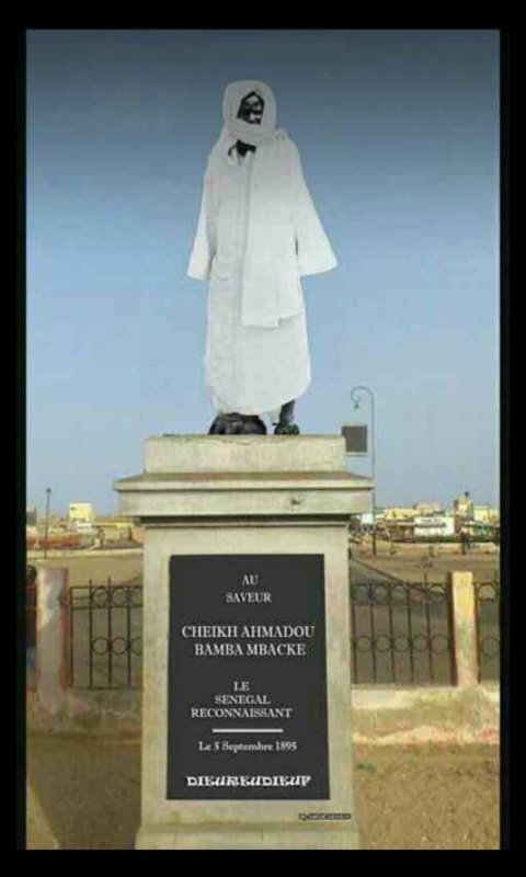 Mourtalla19's tweet photo. @PapeSidy @daraaykoutedki ki moy  borom ndar Sant KO RK https://t.co/yk7pwzf37g