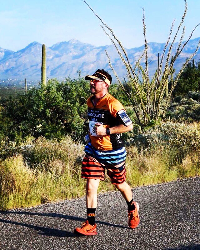 AzRobChef's tweet photo. photo credit Damion Alexander #CHEF at #RunSAR #8miler #AllHills #whatHill @saguaronationalpark #runtucson #TeamChocolateMilk #Buildit https://t.co/2VMByL0xNw