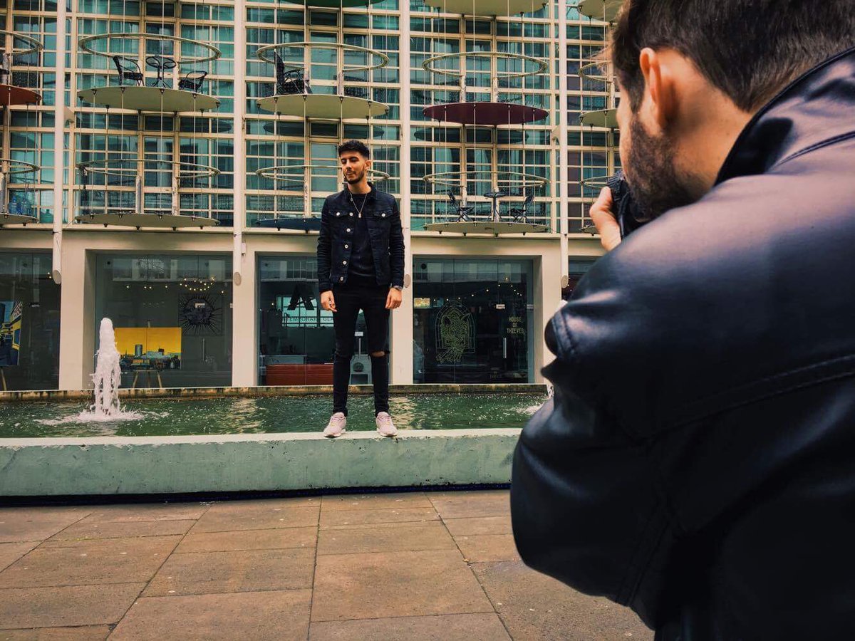 jasesphoto1's tweet photo. Cool shot of me shooting for @LyfeProof yesterday 🙌#photo #photography #image #imagery #model #models #promotional #promotionalimage https://t.co/HYpzyCWh1A
