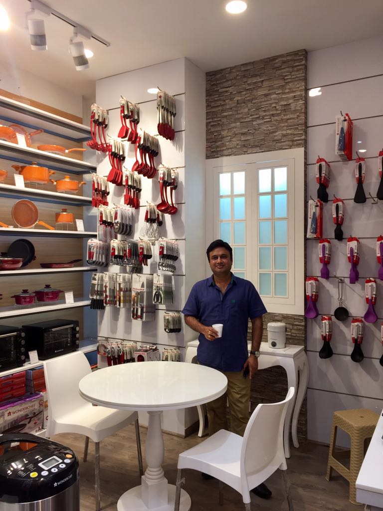 BrandturksMedia's tweet photo. Congrats @wonderchef for new Store at Gurgaon. @ravidanjo #wonderchef #launch #retail #gurgaon #brands #cookware #appliances #kitchen #moms https://t.co/lIGx1oYle3