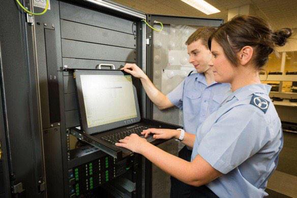 RAF_Eng_Rec's tweet photo. Did you know @RAF_Recruitment have Eng #apprenticeships starting all year? Our #CyberCommsSpec role is the most diverse! #NoOrdinaryJob https://t.co/02aEt43Saj