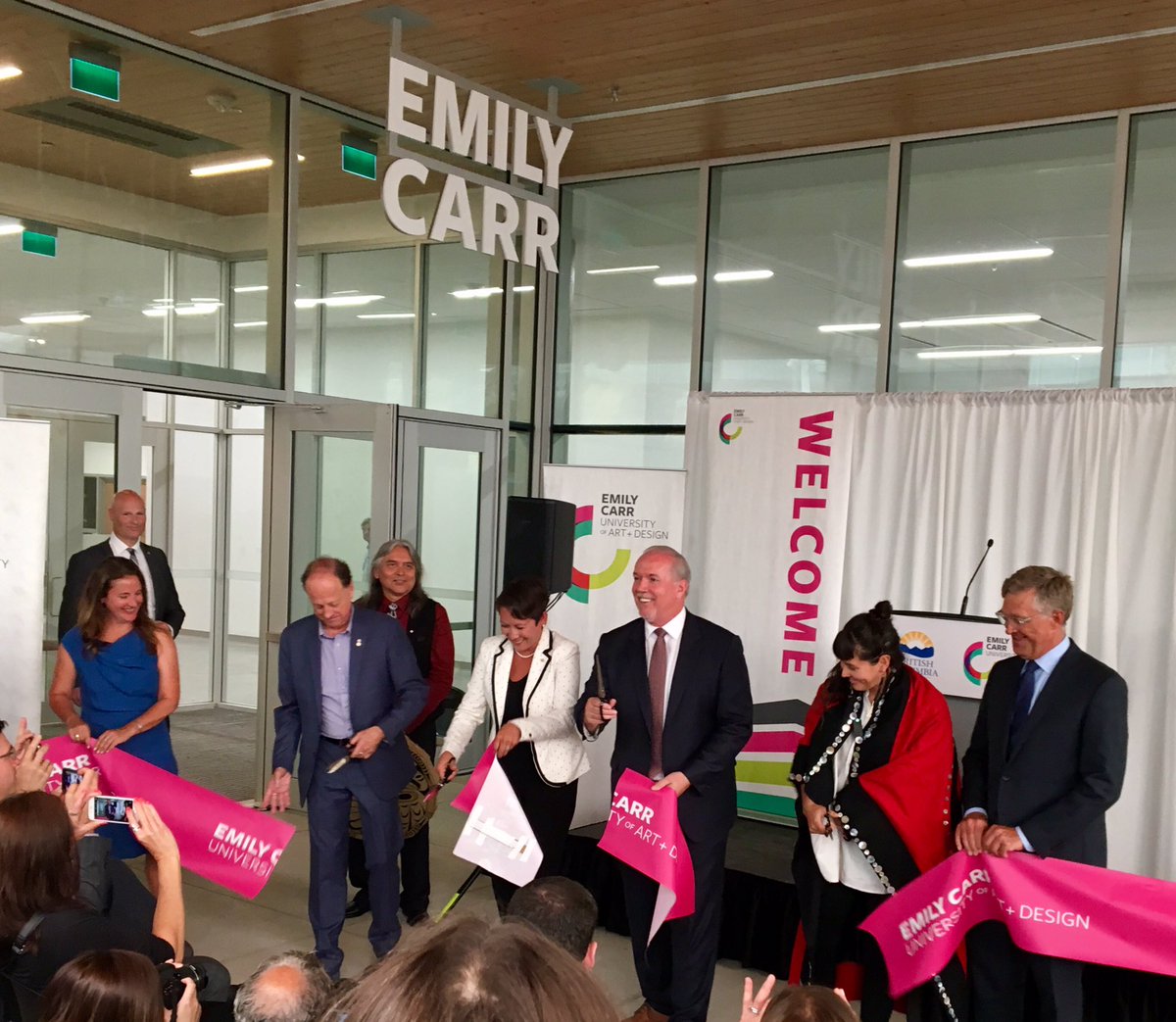 EmilyCarrU's tweet photo. And it's official! Honoured to have #PremierHorgan &amp; #MinisterMark open the doors to our new #gnwcampus! #bcpse #falsecreekflats https://t.co/arlZveltjk