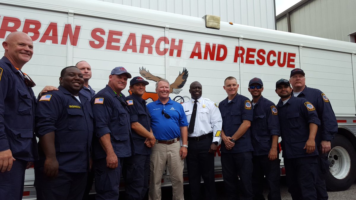 orlandomayor's tweet photo. So appreciative of #USARTF4 and the nine @OrlandoFireDept firefighters who assisted with 900+ rescues in Texas after Hurricane Harvey. https://t.co/vJAzJ1j6rH