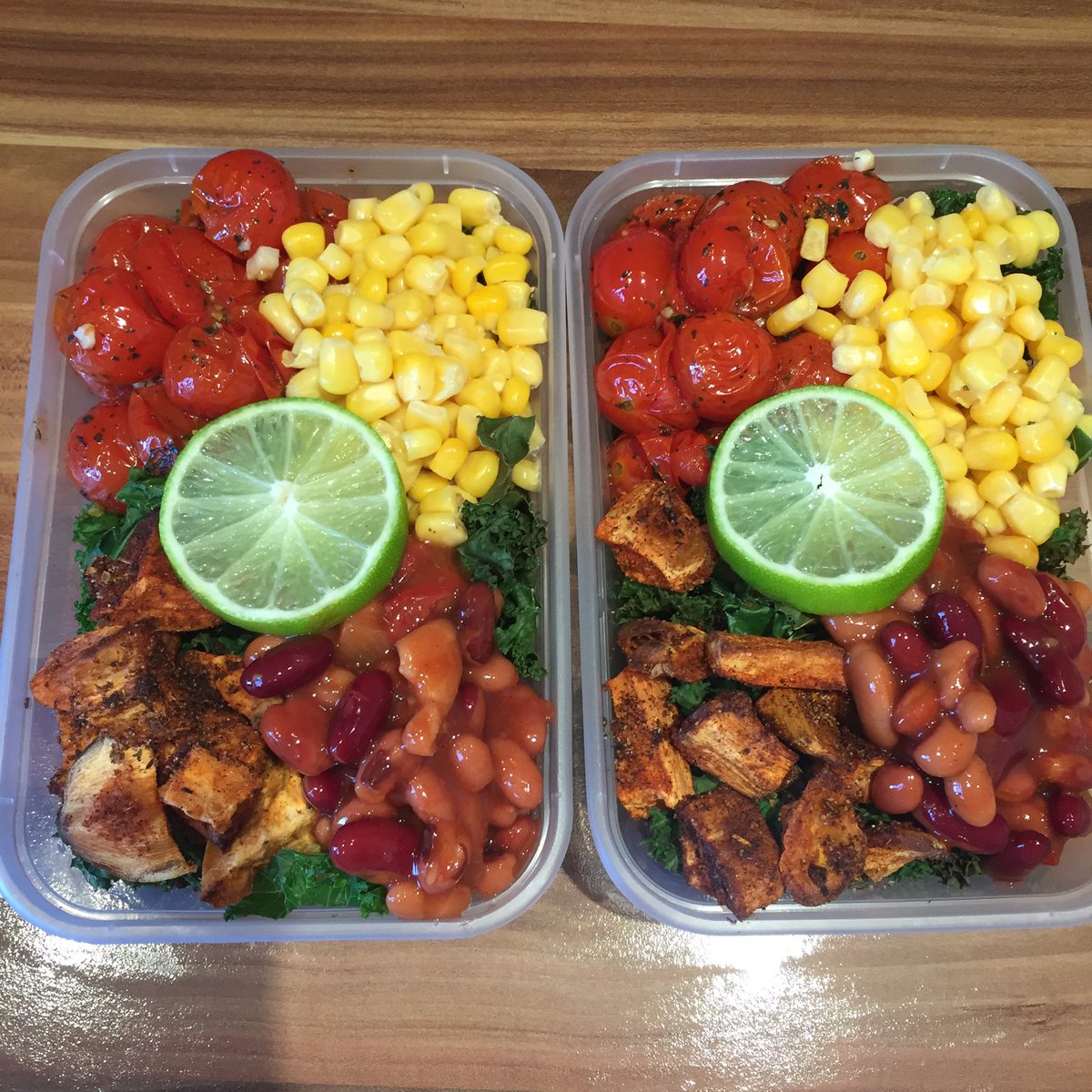 KitchenPembs's tweet image. #vegan day today! #vegantuesdays are a thing, message us on Facebook for the weekly vegan menu #Wales #pembrokeshire #mealprep