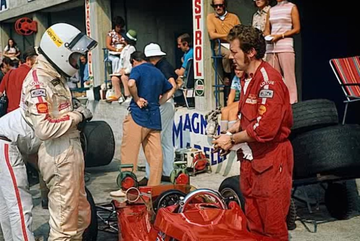 F1Champcars's tweet photo. Going out for a few more fast laps ...
The engine roar ...
The silence ...
Drama ...
The lost champion who didn't lose ...
#sadmemory https://t.co/9qrQsDFz1i