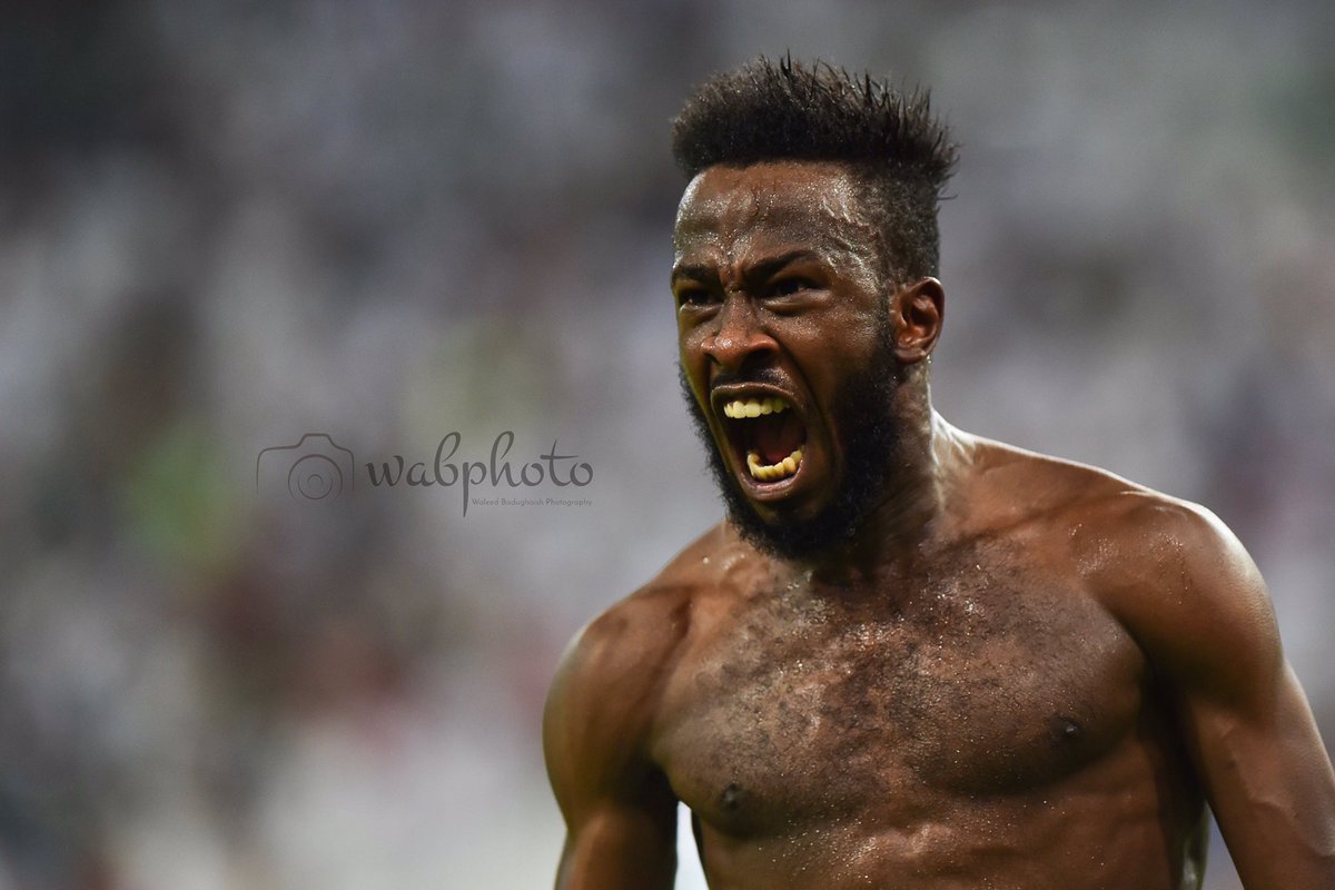 Rami_alsulami's tweet photo. صاحب الـ٢٢ سنة .. في كل مشاركة له يغيّر شكل المنتخب180 درجة..يحمل عبء لا يقدر عليه إلا هو..فخلف كل فرحة صقر قذيفة فهد لا يرحم 
#فهد_المولد https://t.co/WKoX1SLNrb