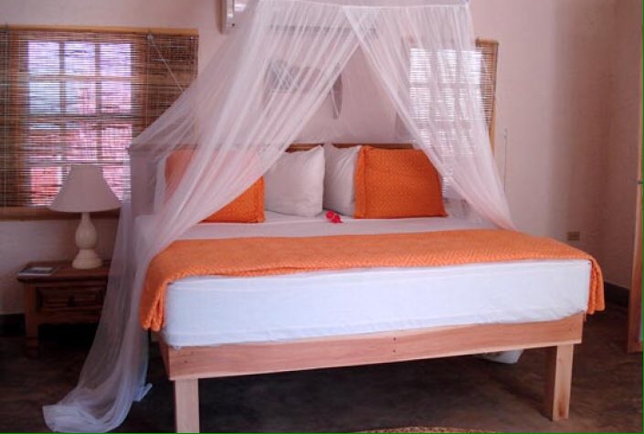 JAKES' secluded cottages are perfect for an Intimate romantic getaway, family adventure or a spiritual retreat 🇯🇲 intimateholidays.com/hotel/jakes-at…