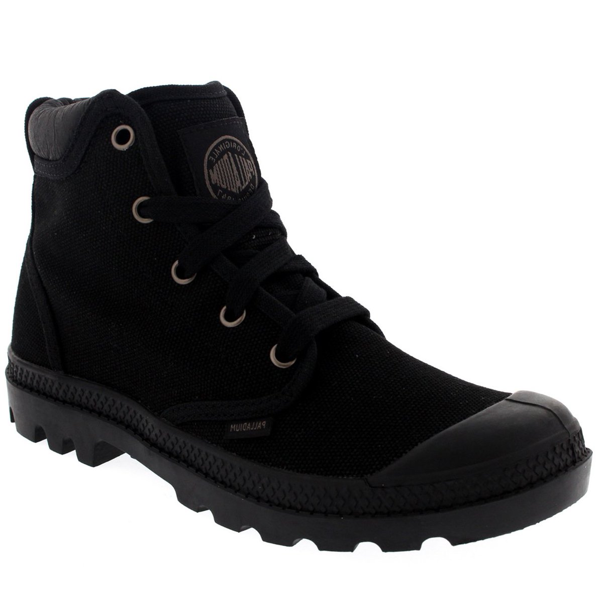 muir_christine's tweet photo. Festival footwear ordered, check, gotta love click and collect @ATSFest @LarkRecordings b great 2 c u, Sunday 10th Sept Bohemia stage 3.20pm https://t.co/BMqZsGyMvm