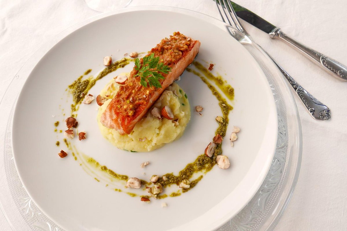 CsibonM's tweet photo. Mustard Seed crusted seared salmon. 
#CSiBon #Miami #FrenchRestaurants #ComingSoon https://t.co/inieupHATU