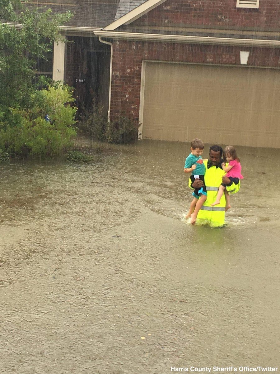 700espn's tweet photo. #StepUpForTexas Donate to help #HoustonFlooding victims. Impact lives. Donate now https://t.co/9l2dO2Ca3K @RedCross @RedCrossNW https://t.co/3IIUXNpdIy