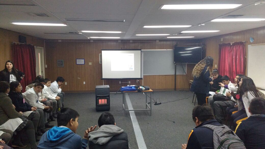 opd_penco's tweet photo. 1° sesión del taller «más que princesas» esc. Ethel Henck de Grant @lasniñastienenderechos @equidaddegénero @opd_penco   @VictorHugoPenco https://t.co/hmhmndTKhG