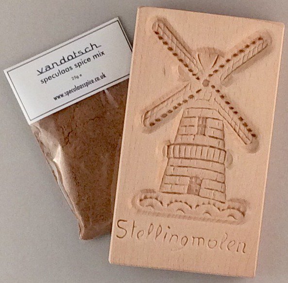 vanDotschSpices's tweet photo. Tonight #biscuitbaking #GBBO2017 #GBBO with wooden molds and #speculaas spice mix? #biscuits #cookies #windmill https://t.co/5ijUfWwVfQ https://t.co/ibjvZCAW2A