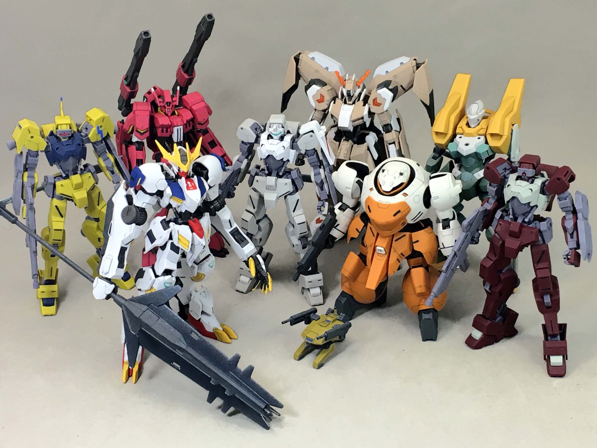 今回の「鉄華団コンプリートセット」には入ってない「獅電」なども加え