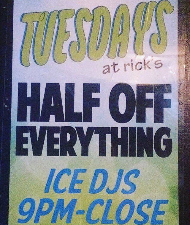 Ricks_EL's tweet photo. Tuesday Night 1/2 OFF-NO COVER-ICE DJ's #PhucketBucket #STR https://t.co/N8GtpgsbkV